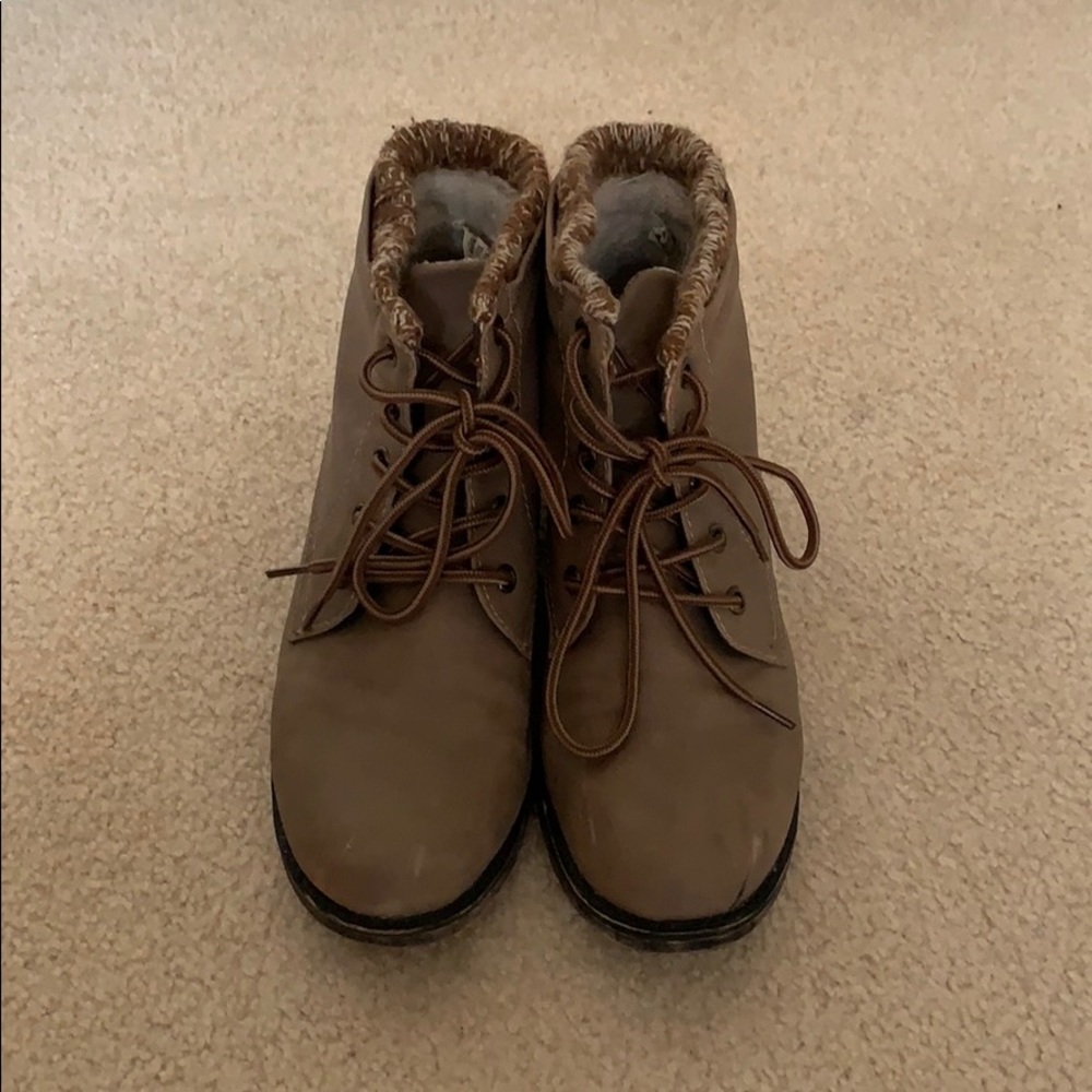Booties - Picture 4 of 4